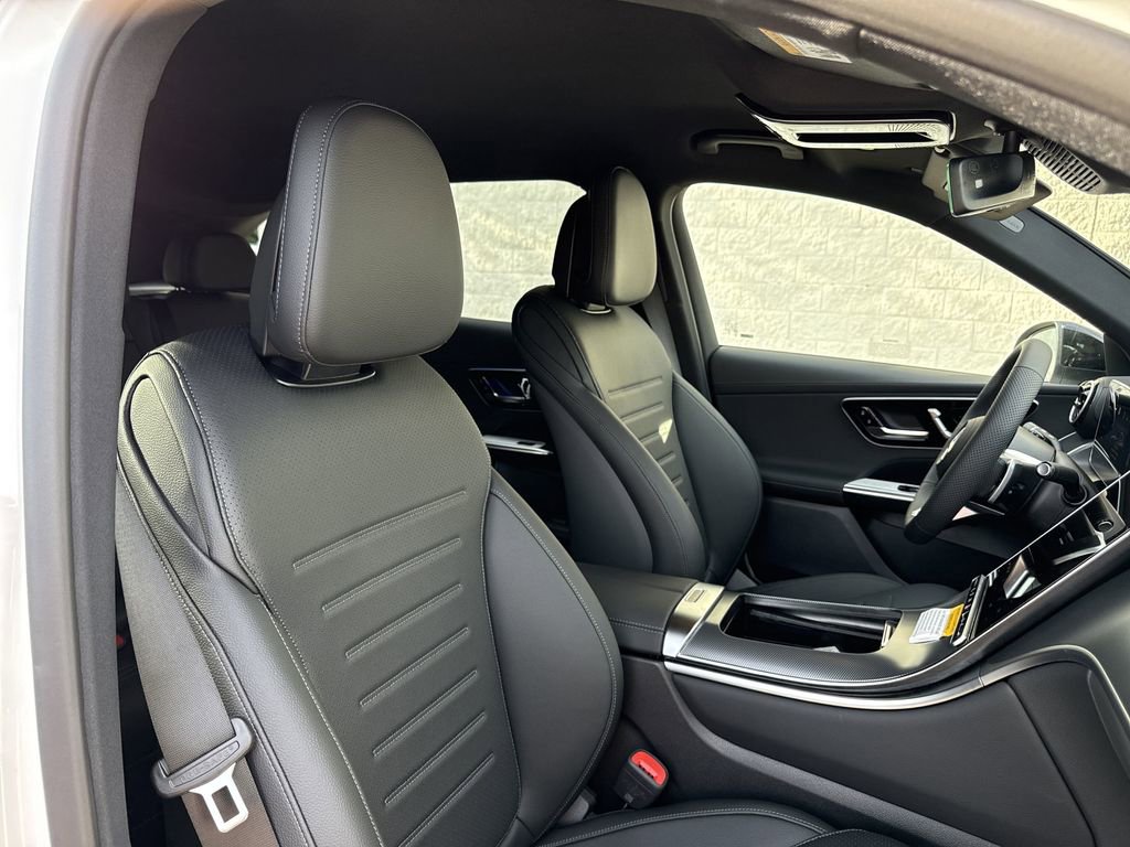 New 2025 Mercedes-Benz GLC 350e 4MATIC image 19