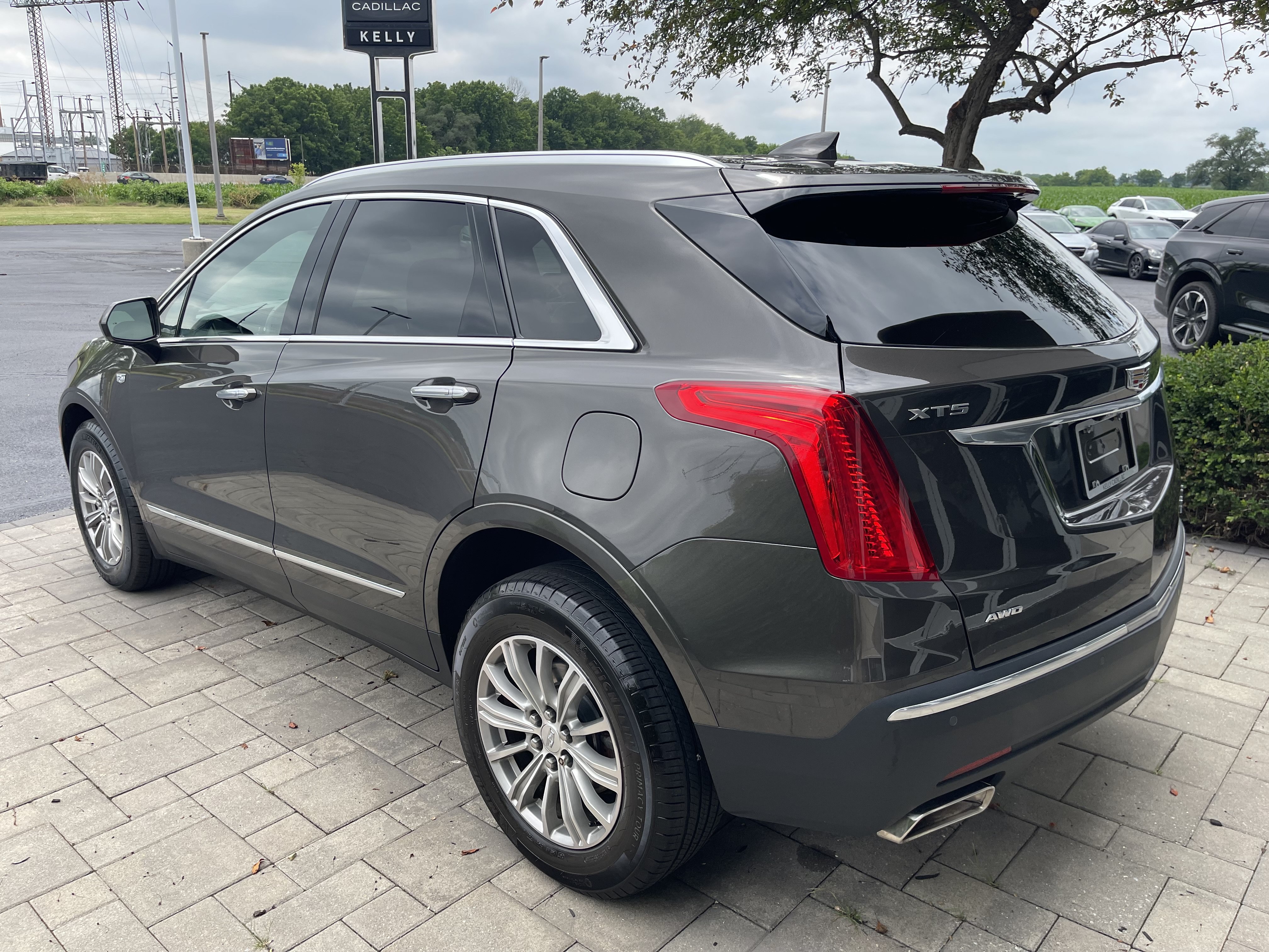 Used 2019 Cadillac XT5 Luxury AWD/4WD image 6