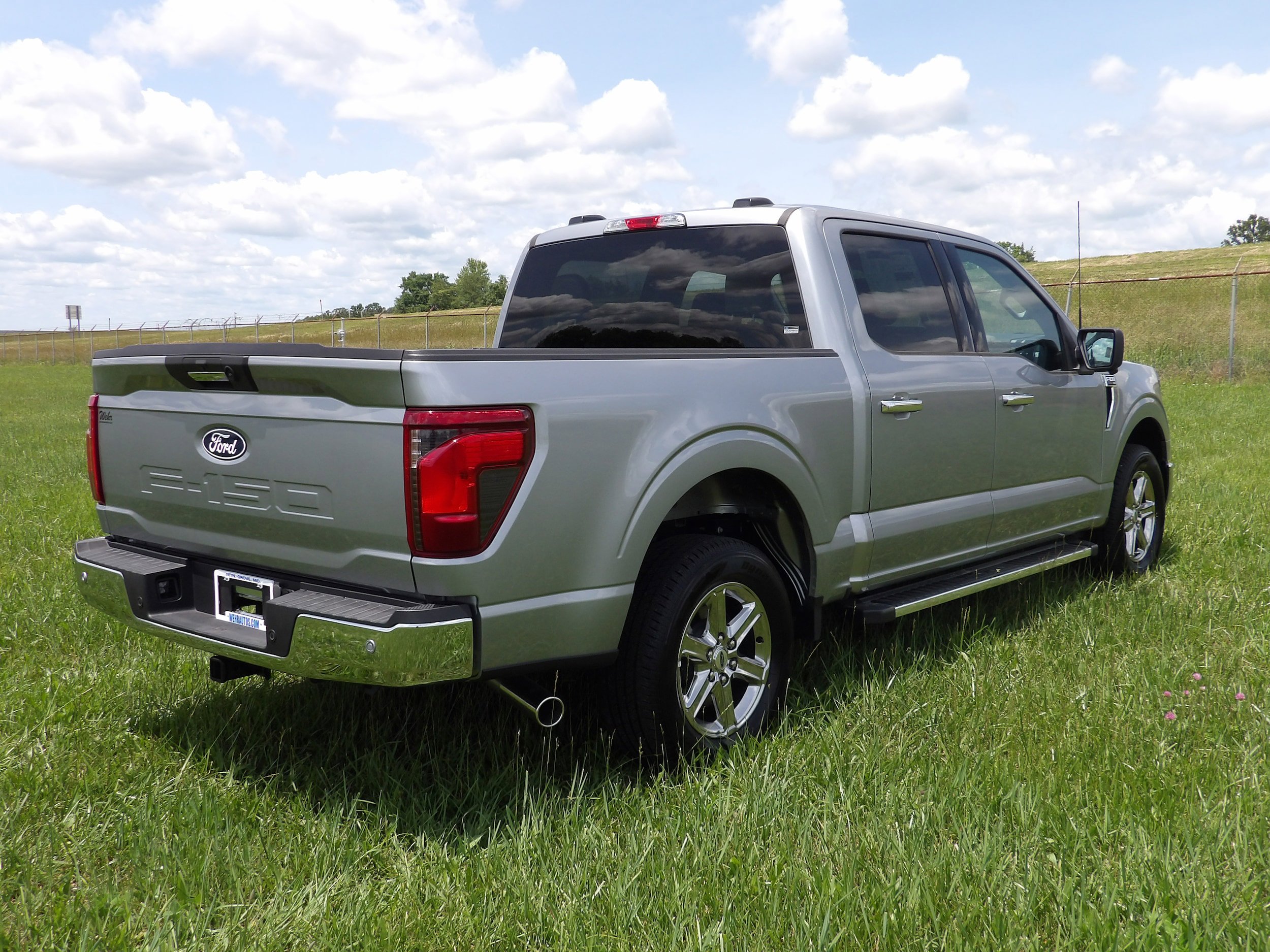 New 2024 Ford F150 XLT w/ Mobile Office Package RWD image 6