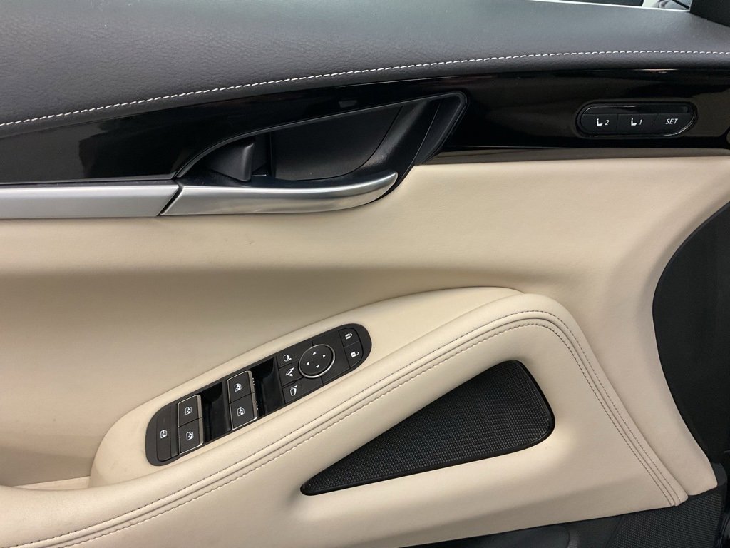 Used 2025 INFINITI QX60 Pure image 12