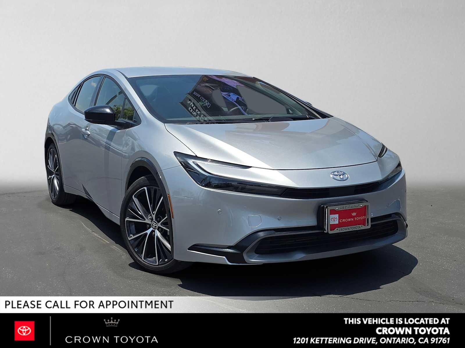 Certified 2026 Toyota Prius XLE FWD image 1