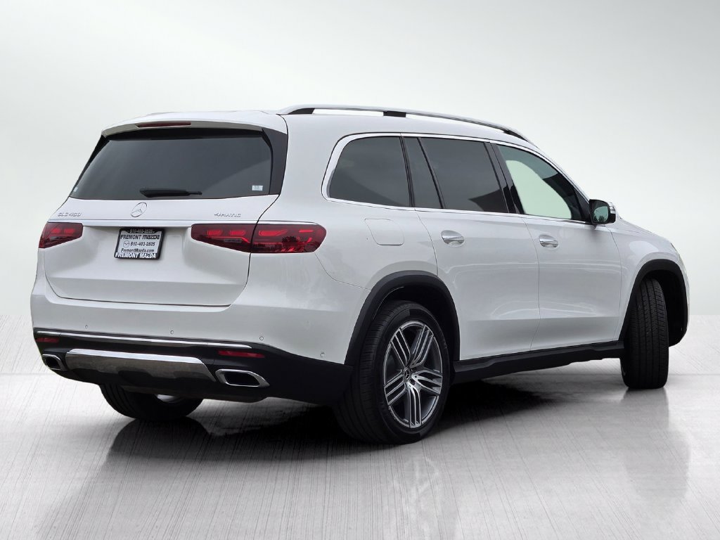 Used 2024 Mercedes-Benz GLS 450 4MATIC image 4