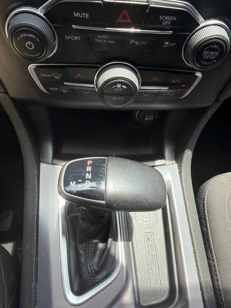 Used 2019 Dodge Charger R/T w/ Cold Weather Package RWD image 19