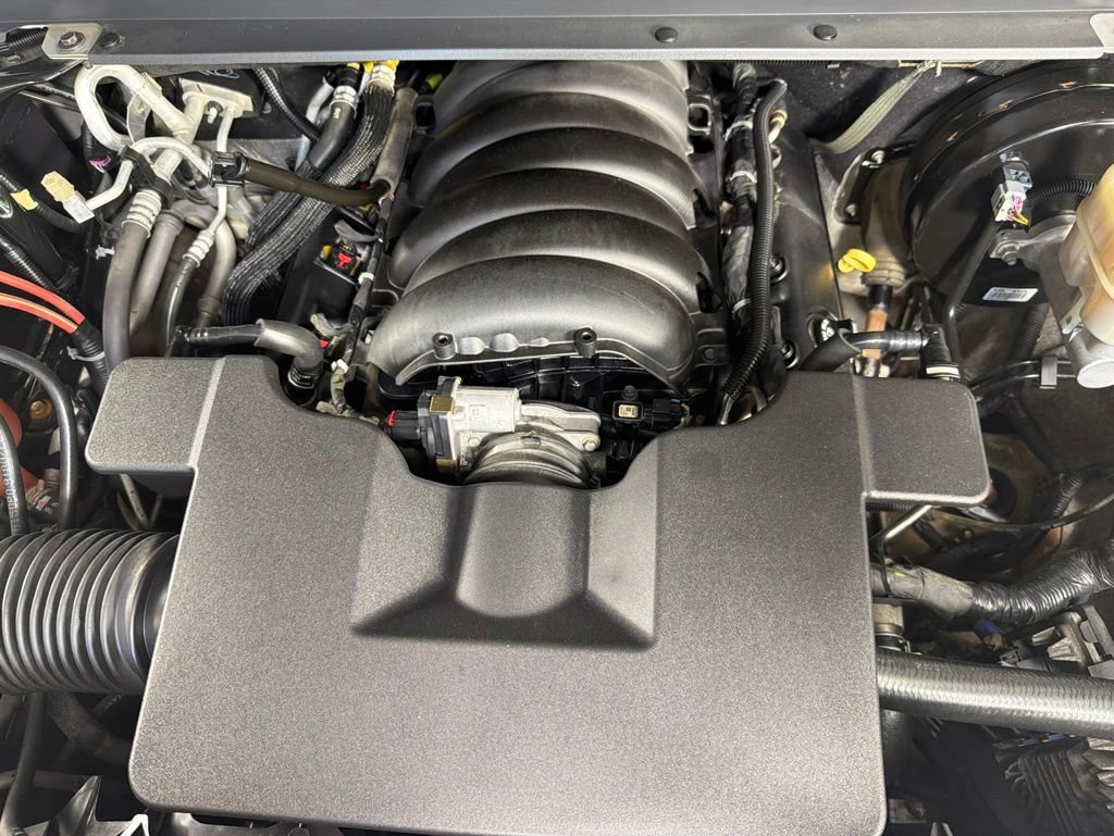 Used 2019 Chevrolet Suburban LT AWD/4WD image 11