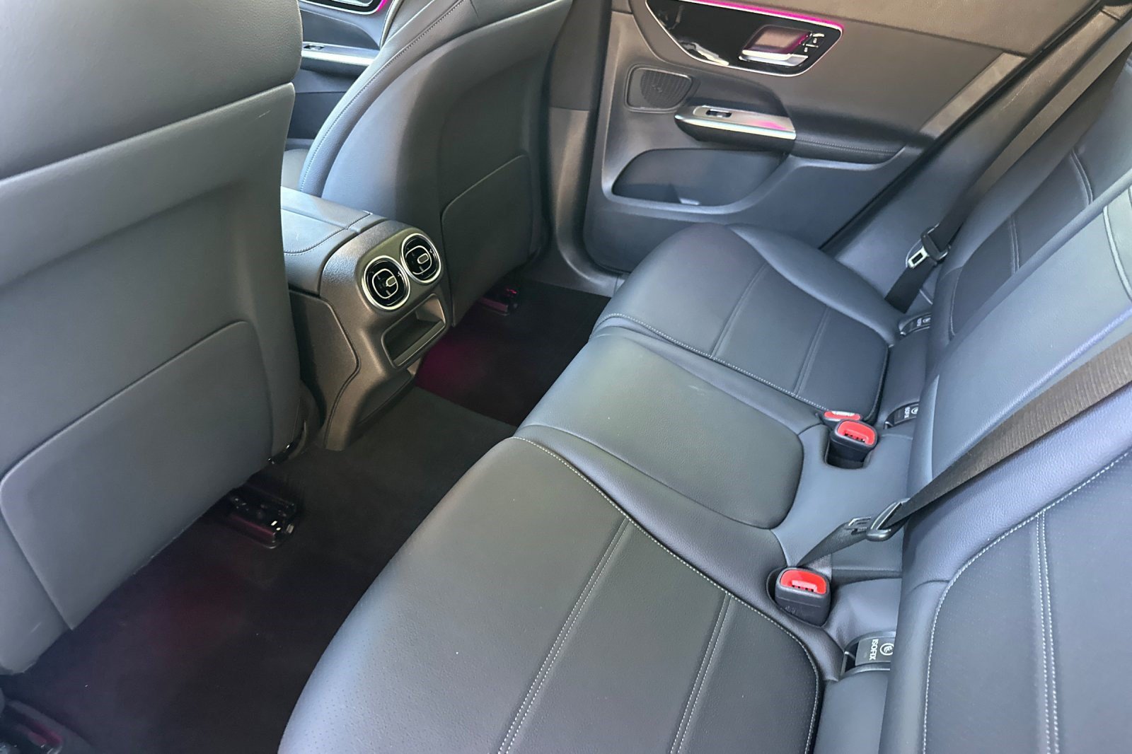 Certified 2025 Mercedes-Benz GLC 350e 4MATIC image 29
