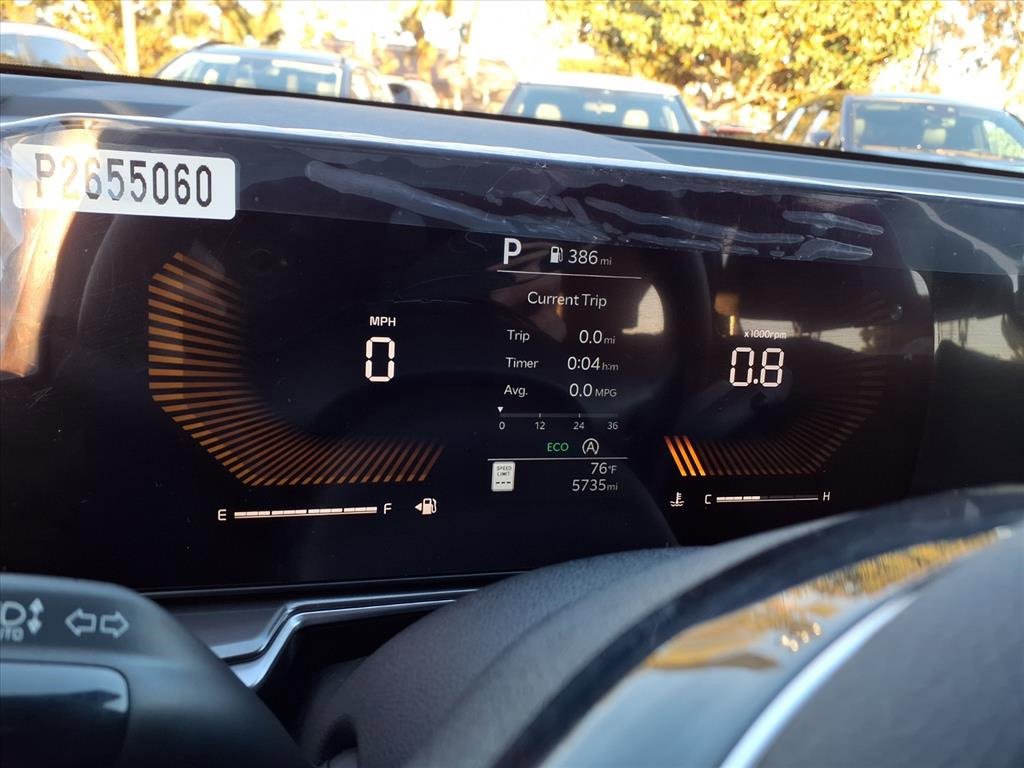 Certified 2025 Kia Sorento LX image 13