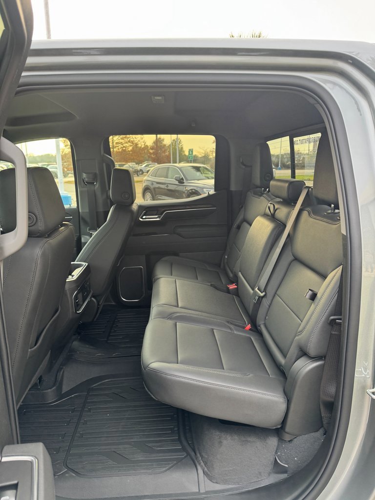 New 2026 GMC Sierra 1500 SLT w/ SLT Premium Package image 14