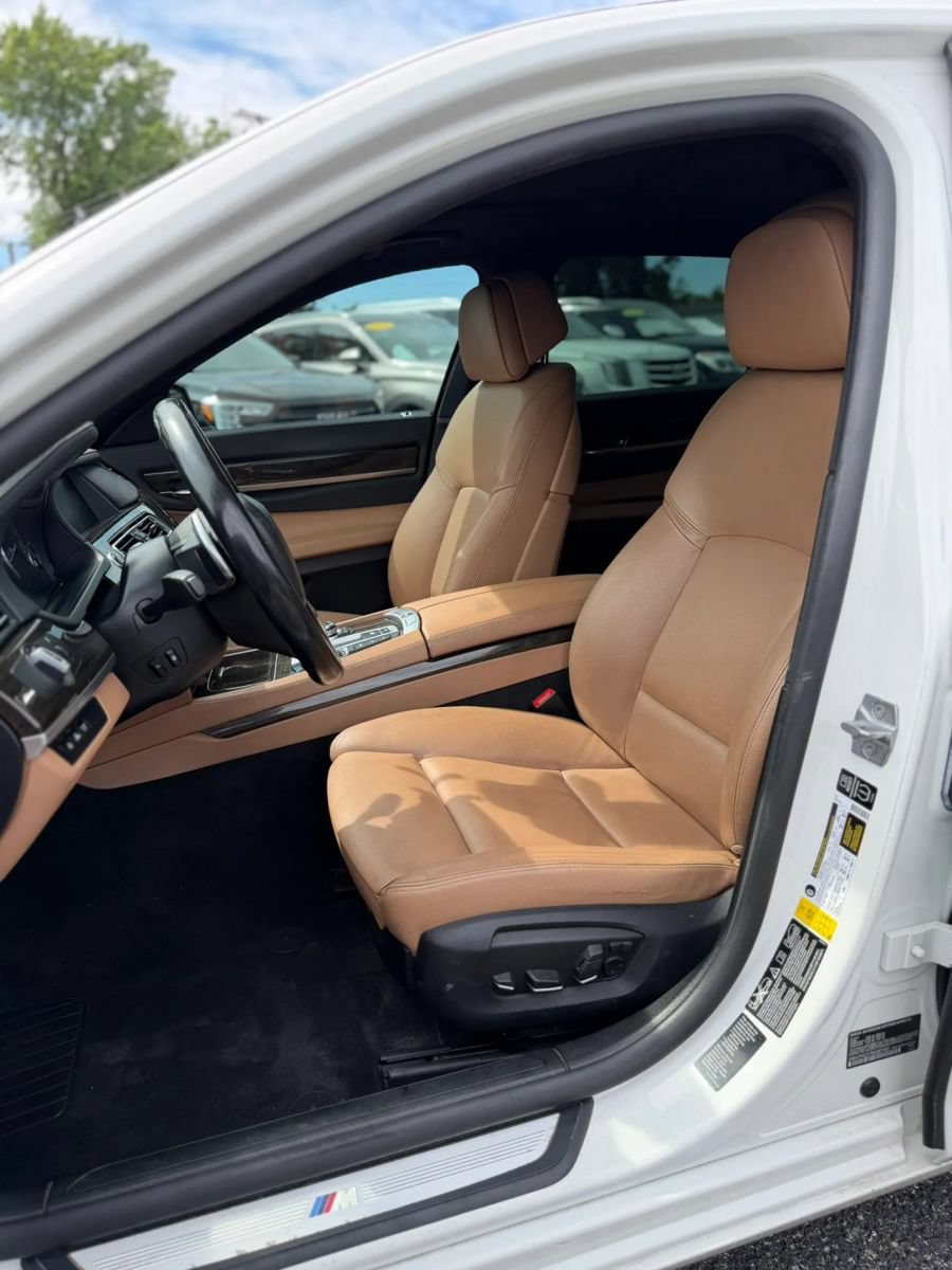 Used 2013 BMW 740Li xDrive AWD/4WD image 13