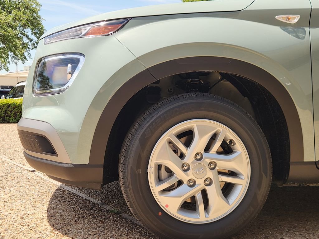 New 2026 Hyundai Venue SE FWD image 8