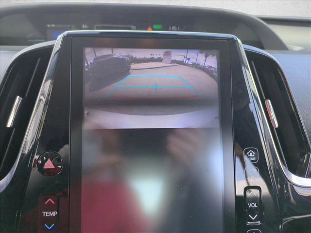 Used 2017 Toyota Prius Prime Premium image 14