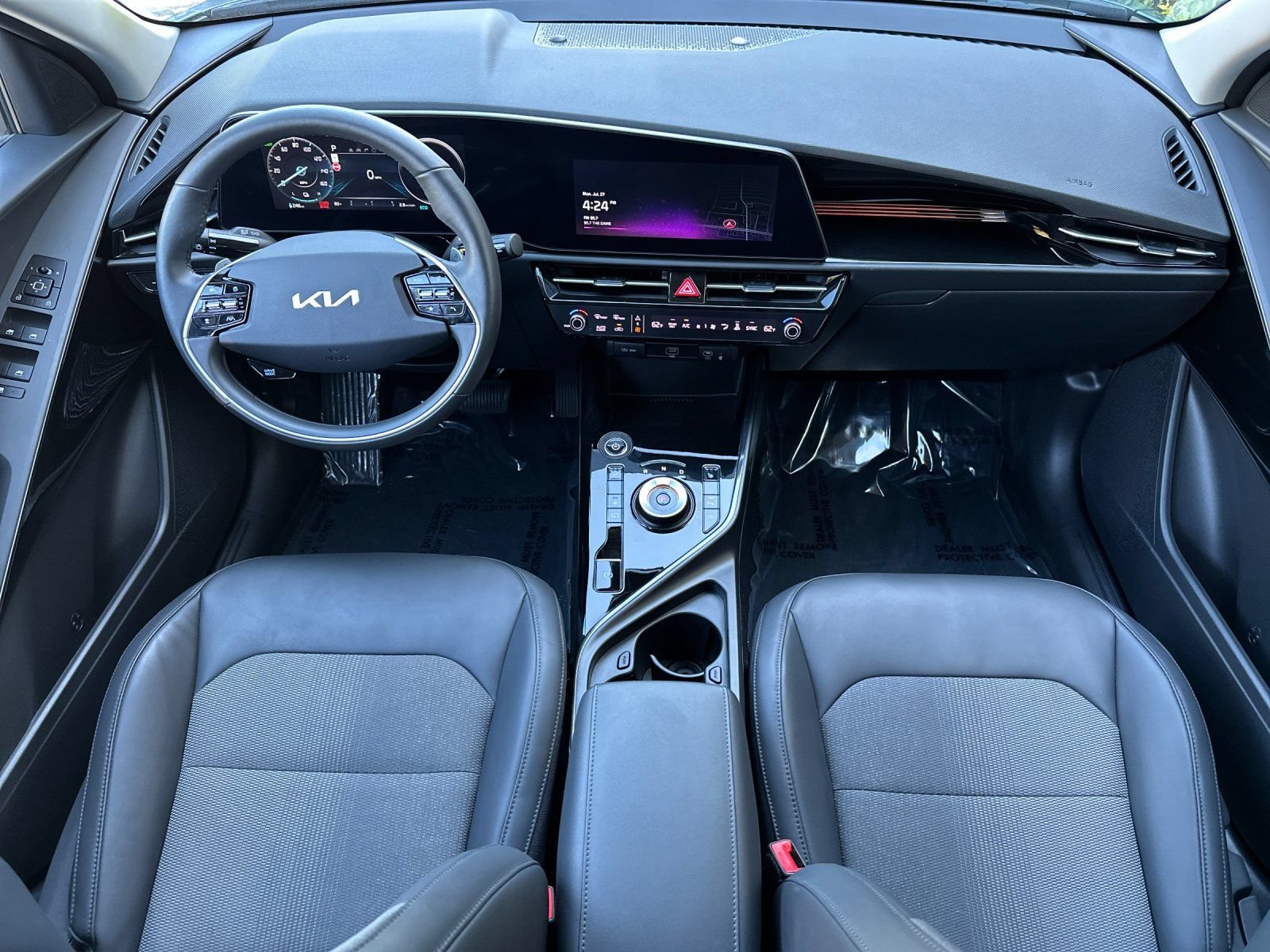 Used 2024 Kia Niro Wind w/ Wind Preserve Package FWD image 13