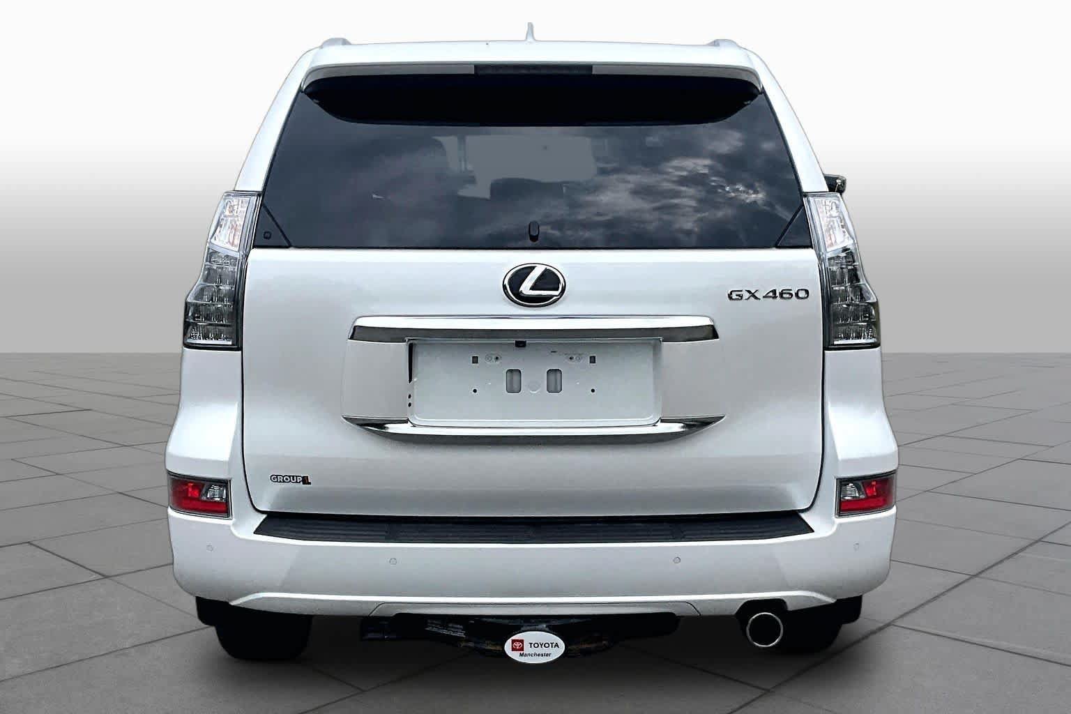 Used 2023 Lexus GX 460 Premium w/ Premium Package AWD/4WD image 5