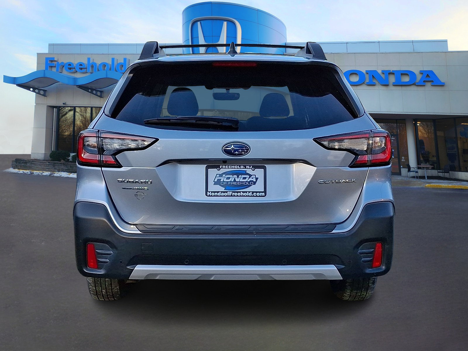 Used 2022 Subaru Outback Limited AWD/4WD image 6