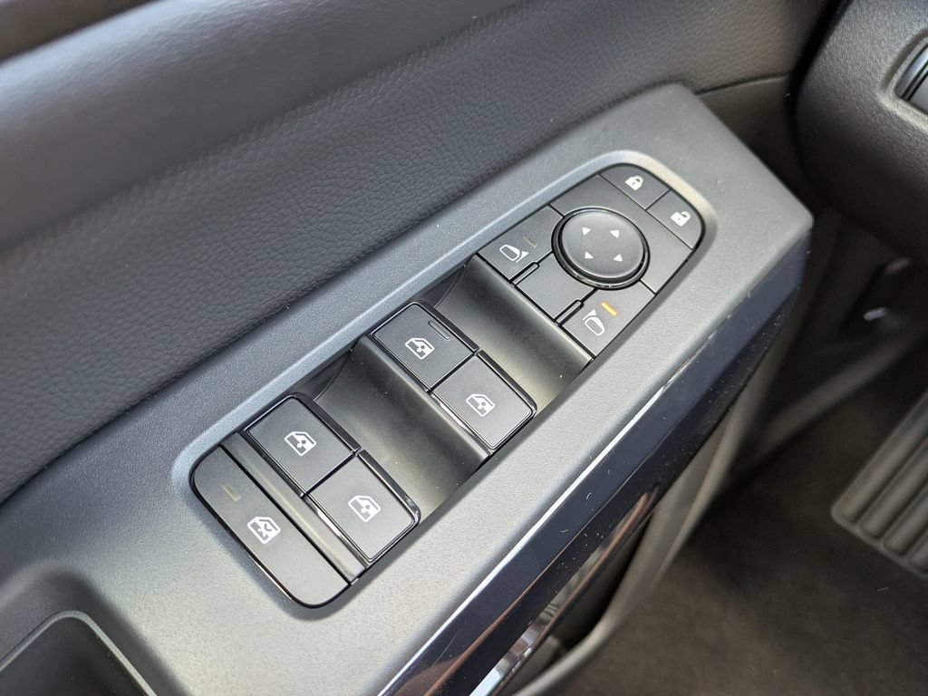 New 2026 Nissan Pathfinder SV w/ Cargo Package FWD image 23