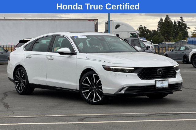 Certified 2023 Honda Accord Touring image 2