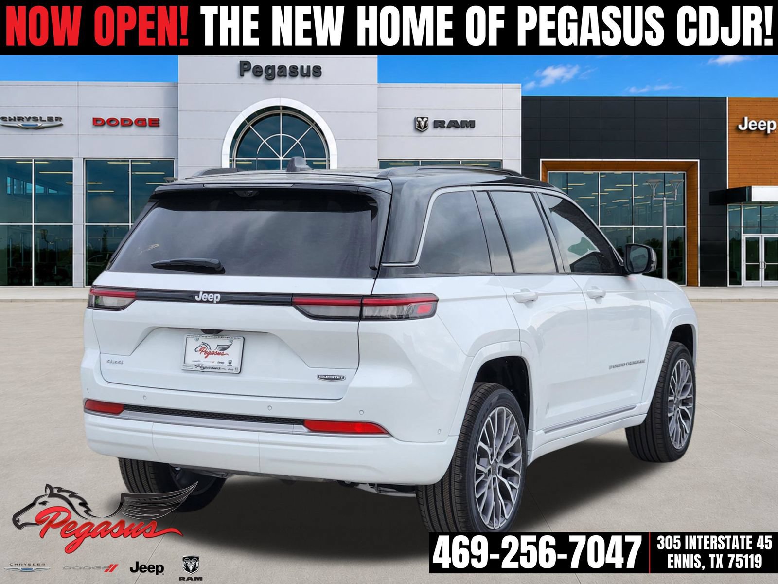 New 2026 Jeep Grand Cherokee Summit w/ Adv Protech Group IV AWD/4WD image 5