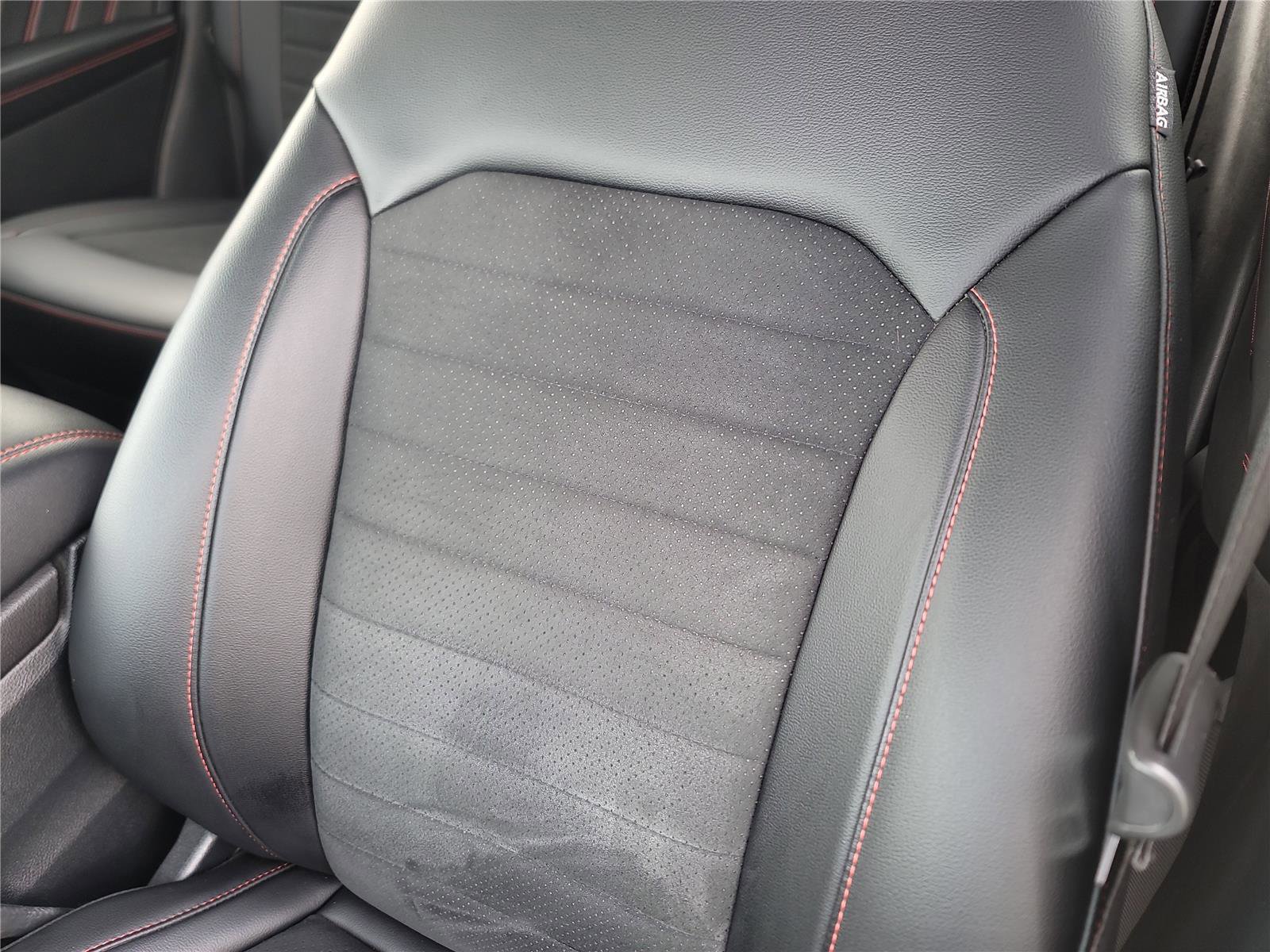 Used 2021 Ford Edge ST-Line image 26