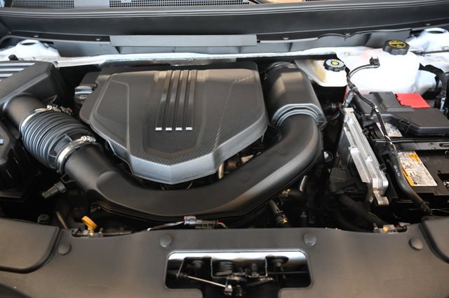 New 2027 Chevrolet Traverse LT w/ Sun and Wheel Package FWD image 31