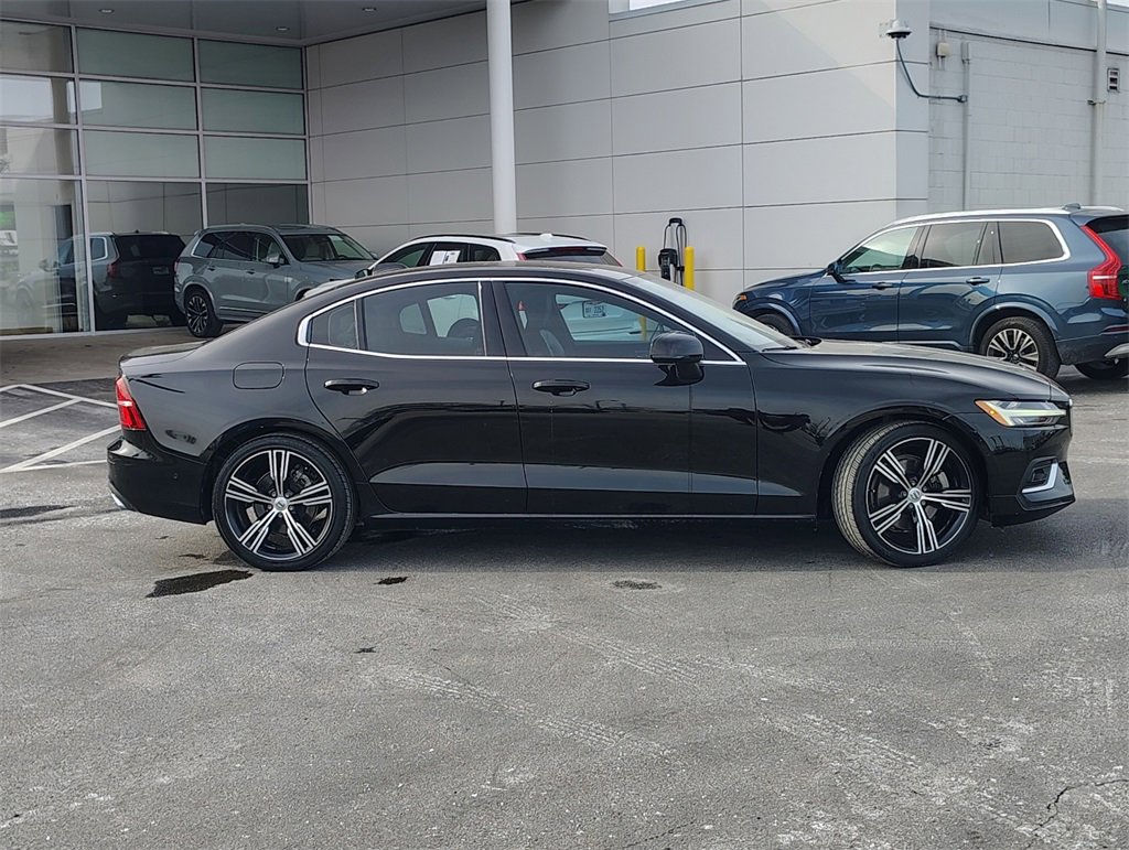 Certified 2022 Volvo S60 B5 Inscription image 2