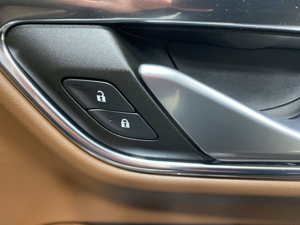 Used 2022 Chevrolet Tahoe High Country image 17