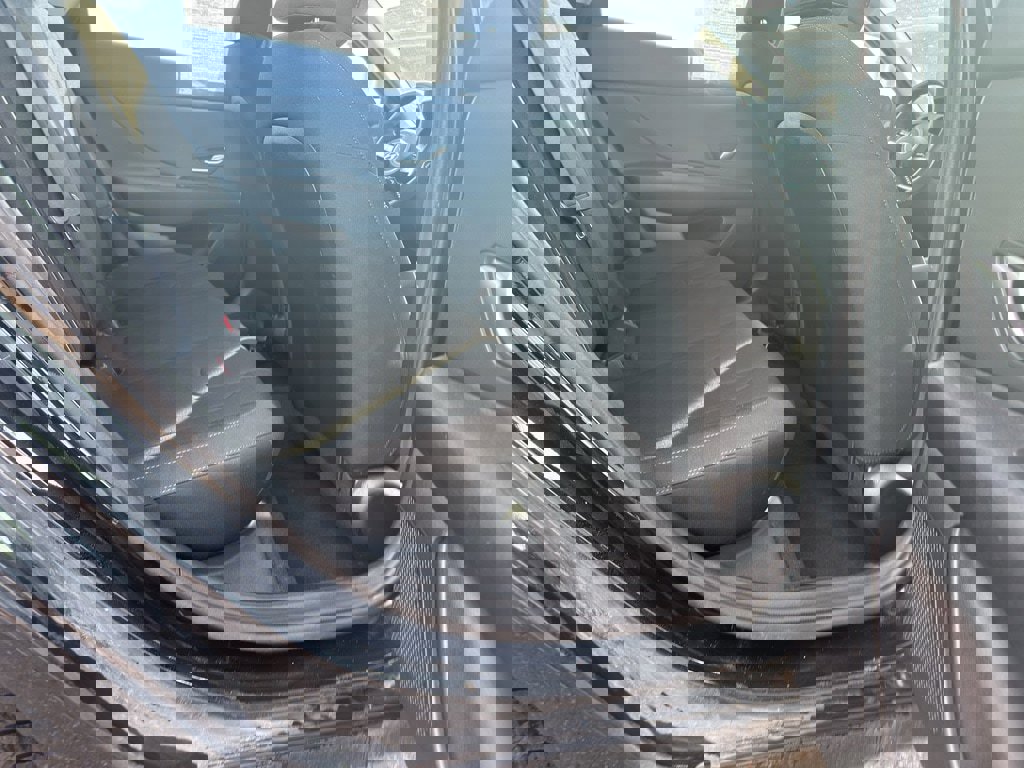 Used 2023 Hyundai Elantra SEL image 17