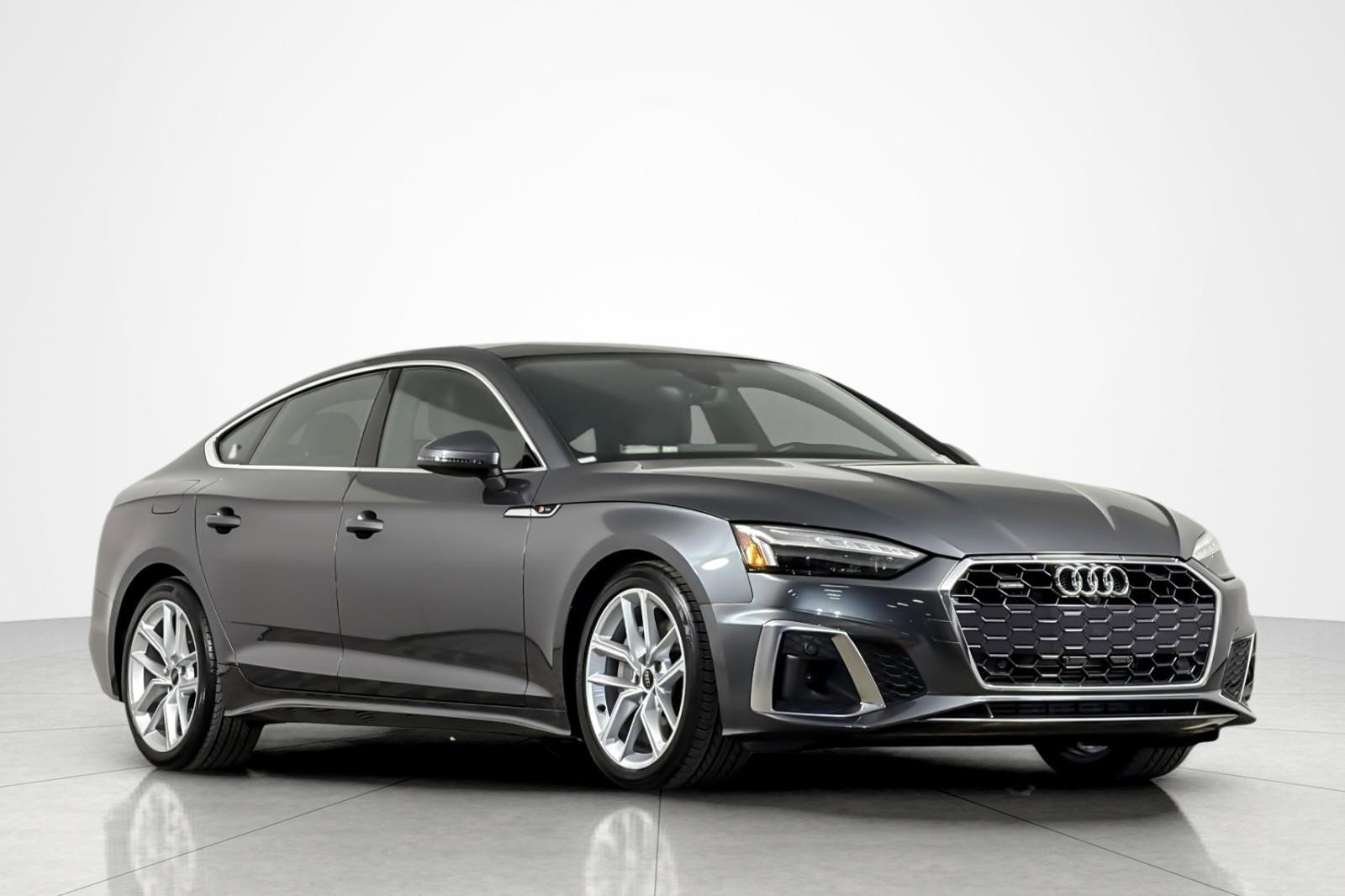 Used 2023 Audi A5 2.0T Premium Plus w/ Premium Plus AWD/4WD image 7
