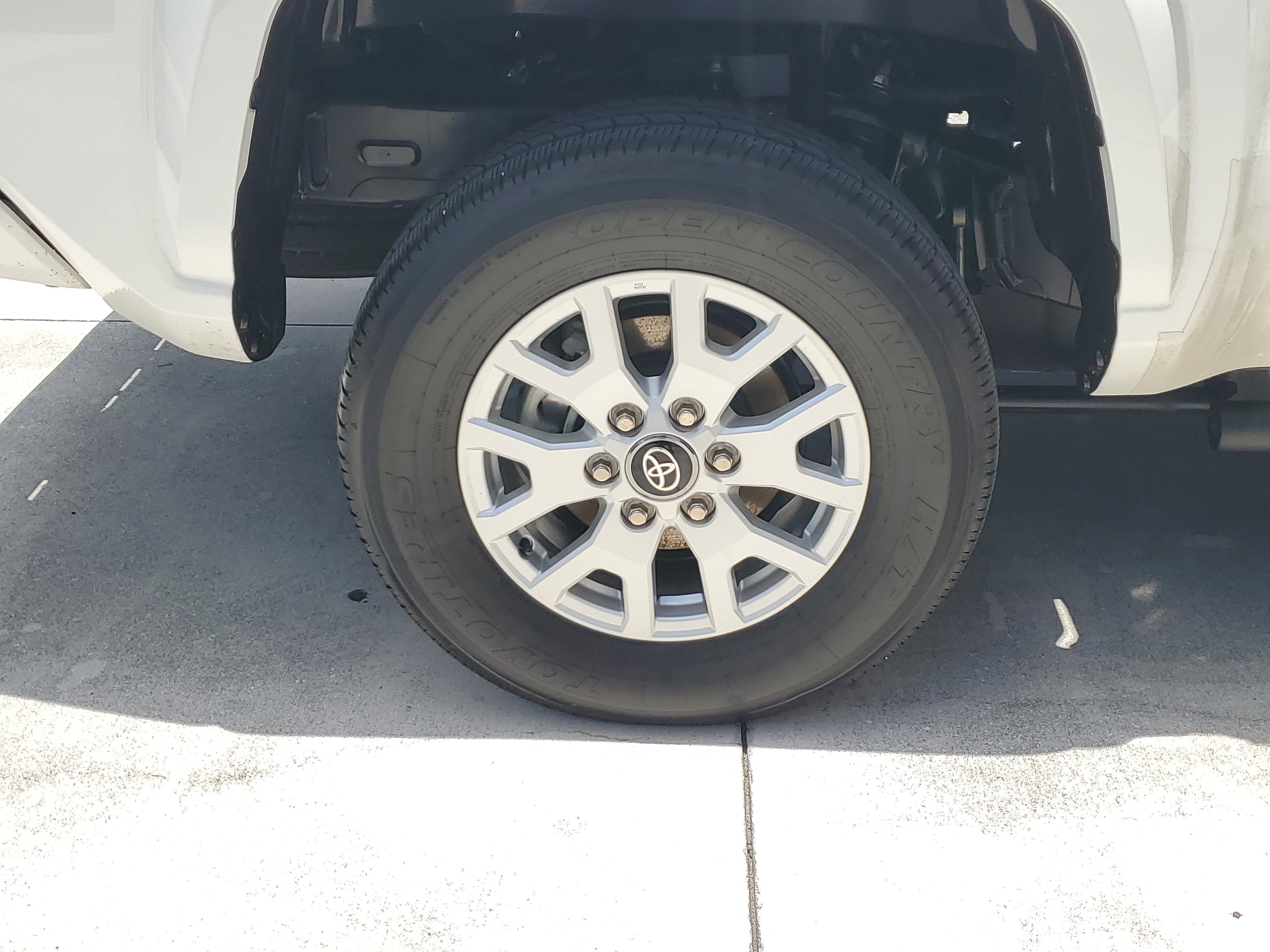 Used 2025 Toyota Tacoma SR5 RWD image 7