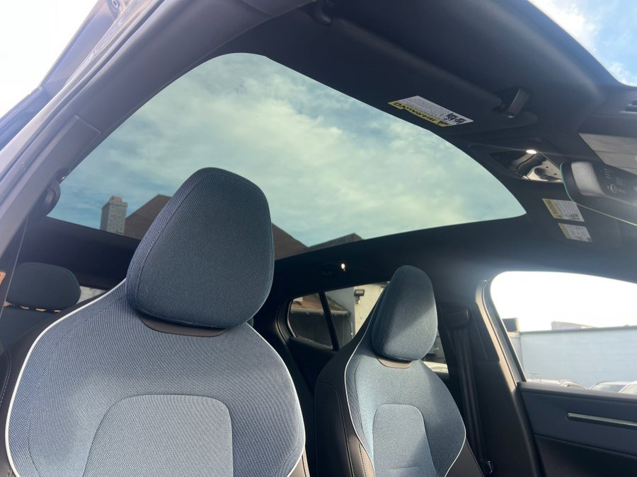 Used 2025 Volvo EX30 Ultra image 33