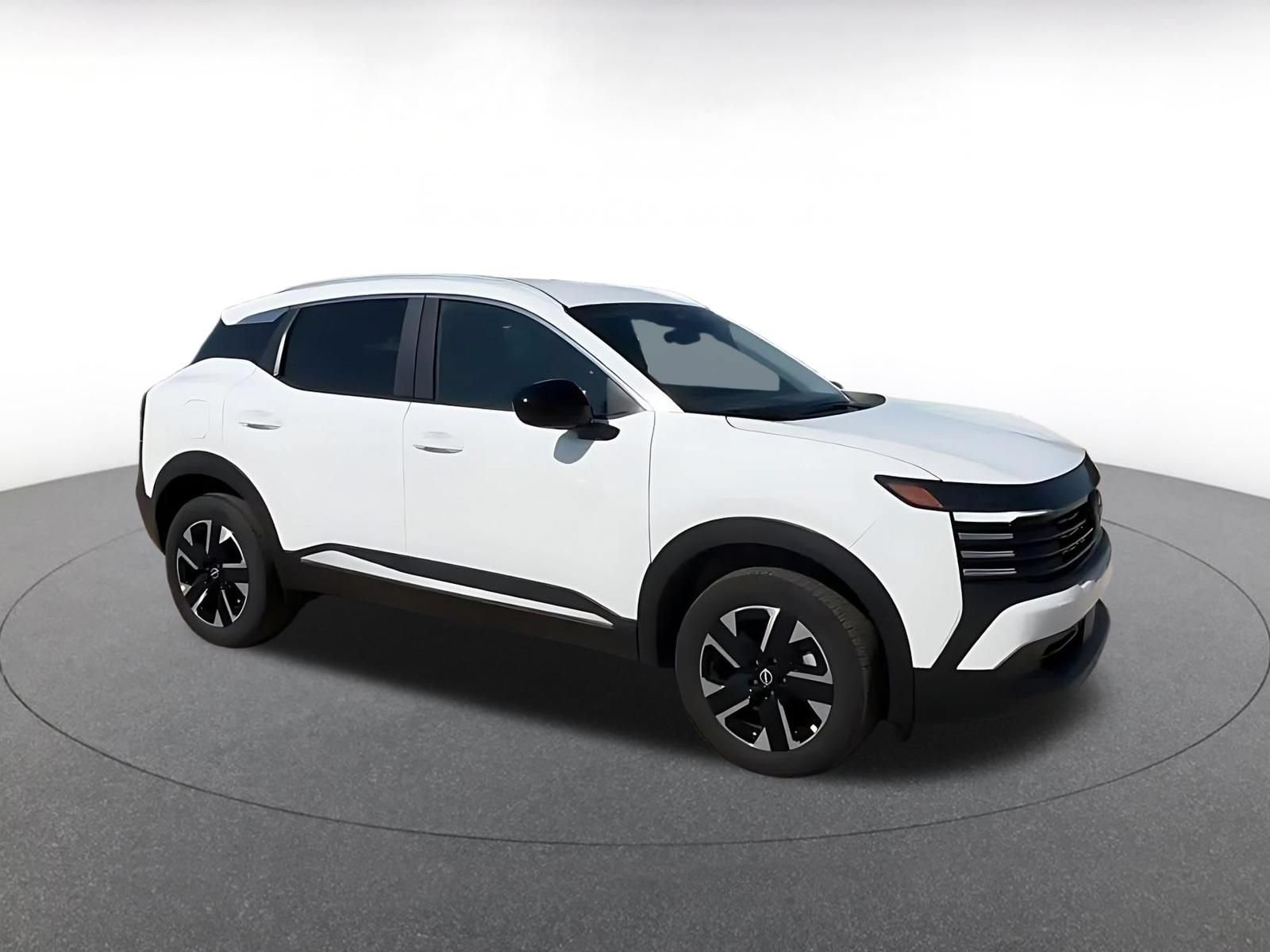 Used 2026 Nissan Kicks SV w/ Cold Weather Package AWD/4WD video 2
