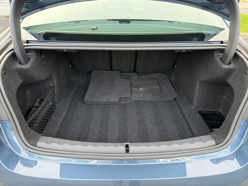 Certified 2025 BMW 330i xDrive Sedan image 36