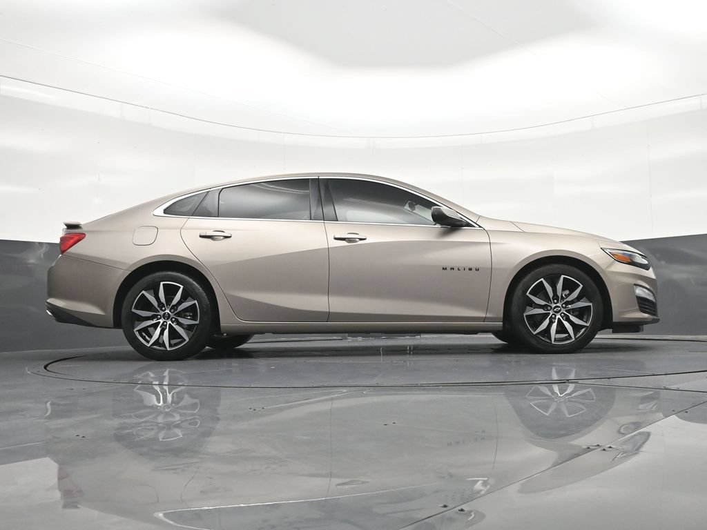 Used 2022 Chevrolet Malibu RS FWD image 33