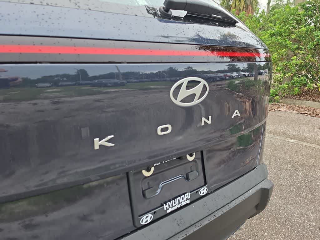 New 2027 Hyundai Kona SE FWD image 13