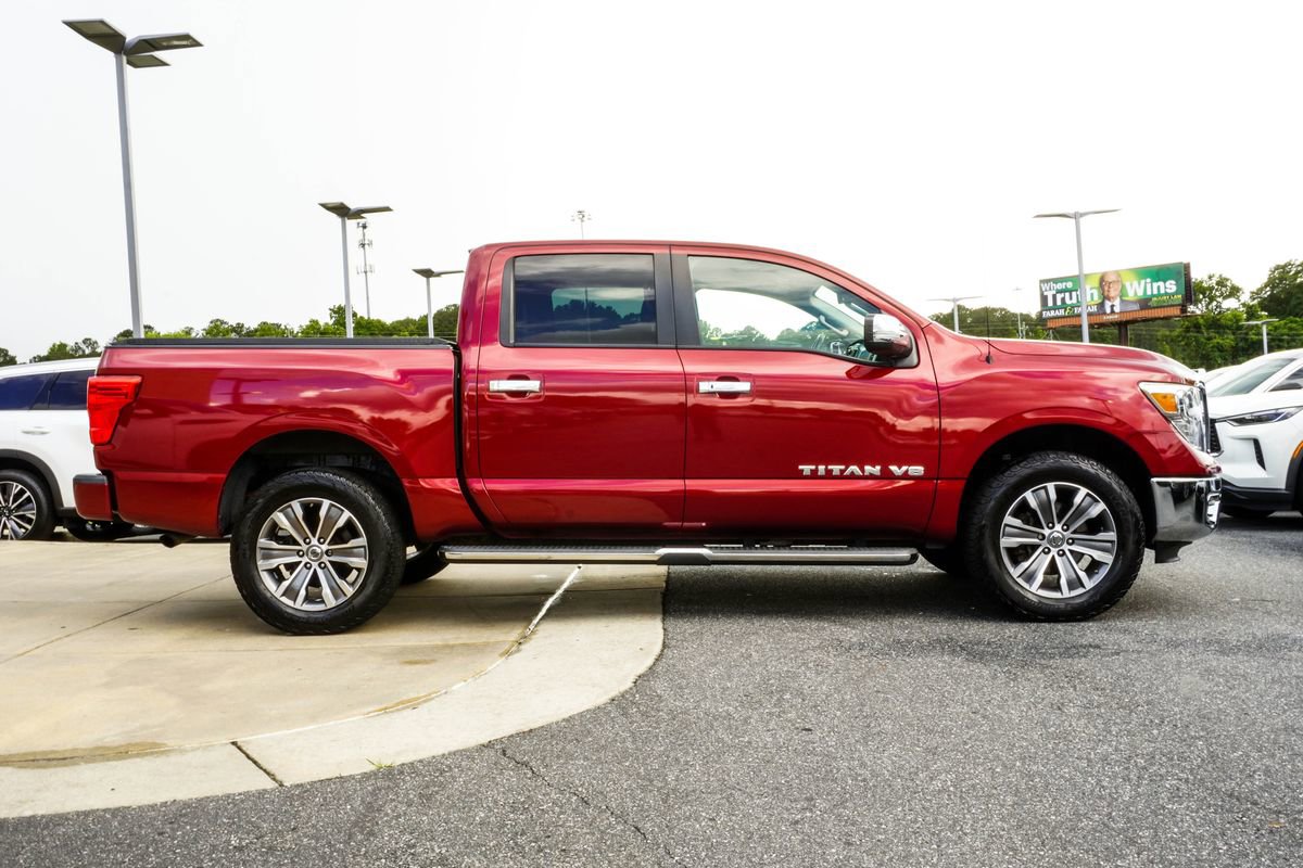 Used 2019 Nissan Titan SL AWD/4WD image 6