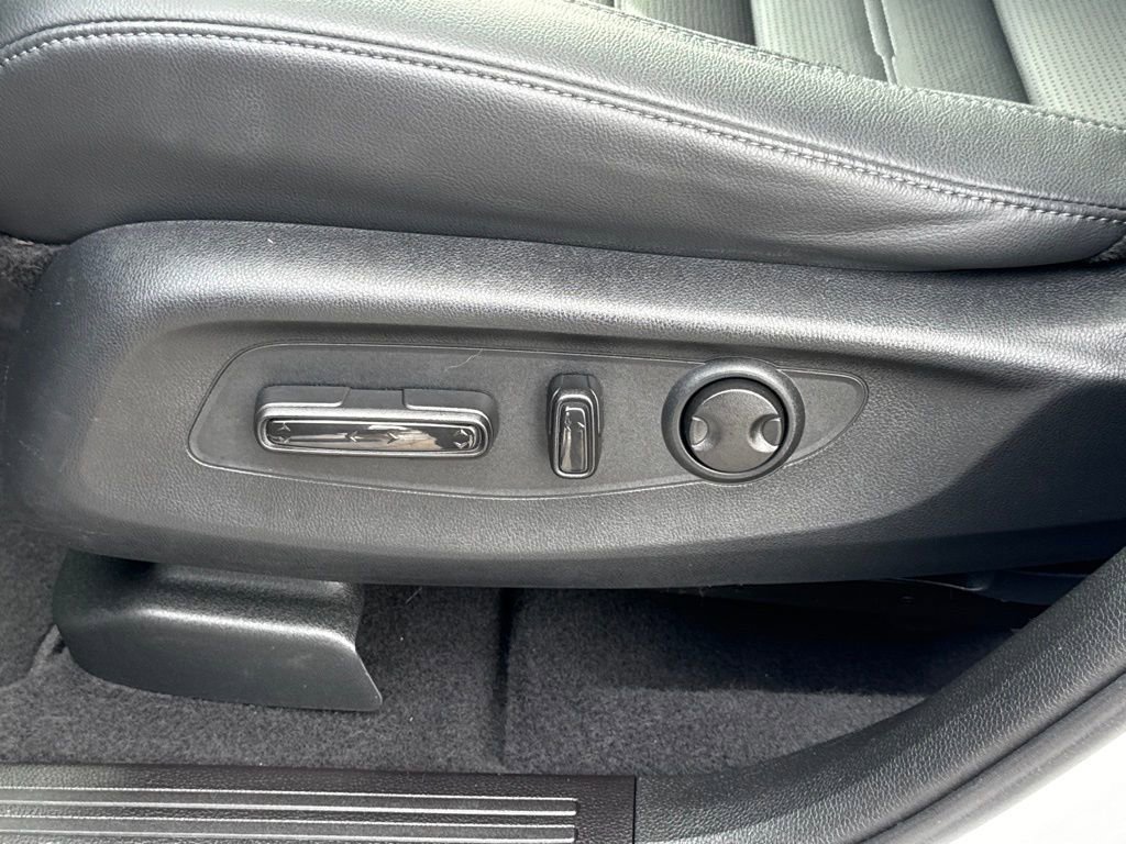 Used 2023 Honda CR-V EX-L image 30