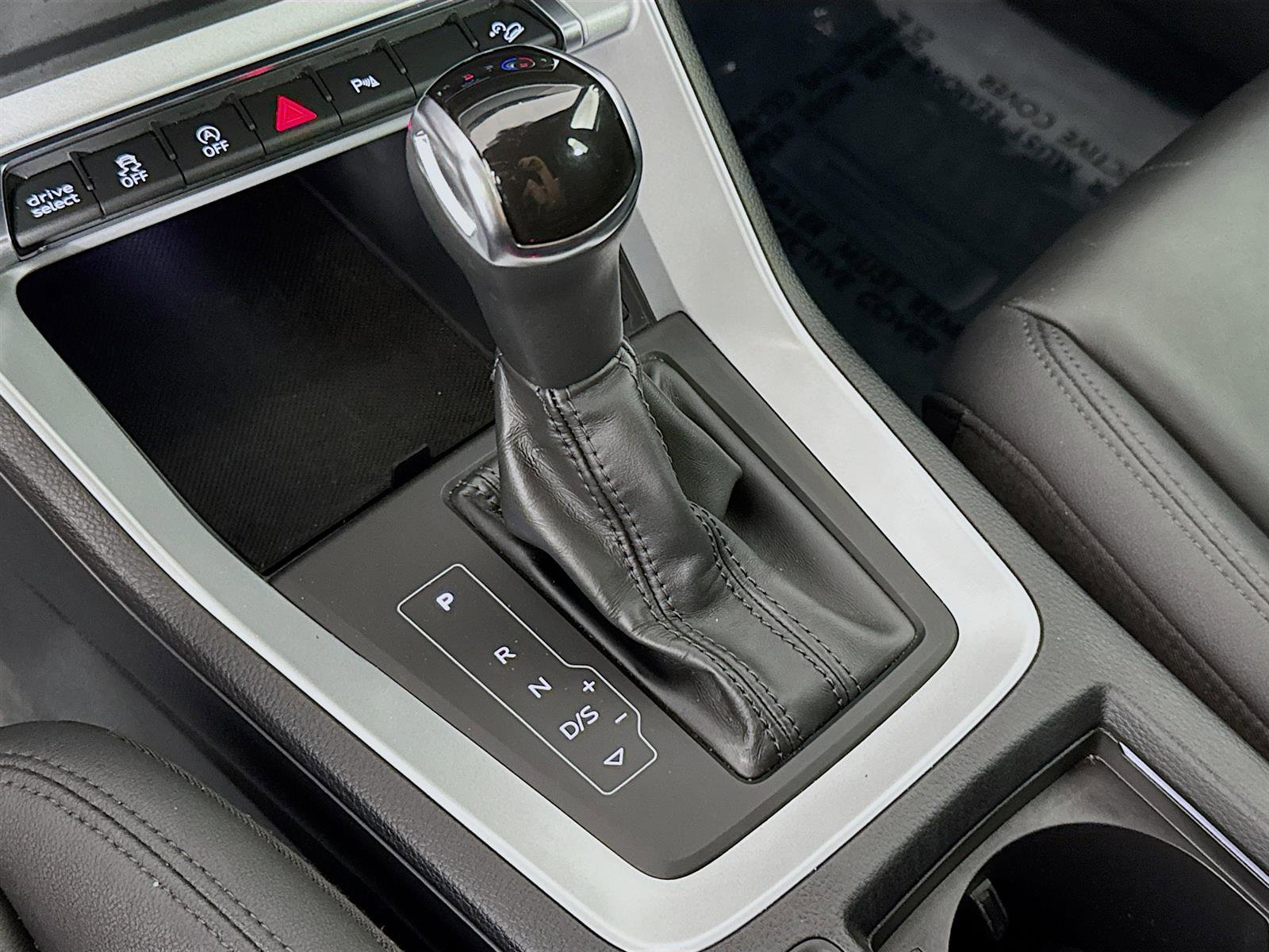 Used 2021 Audi Q3 2.0T Premium w/ Convenience Package image 19