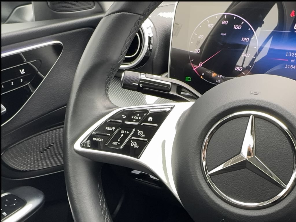 Used 2025 Mercedes-Benz C 300 4MATIC Sedan image 41