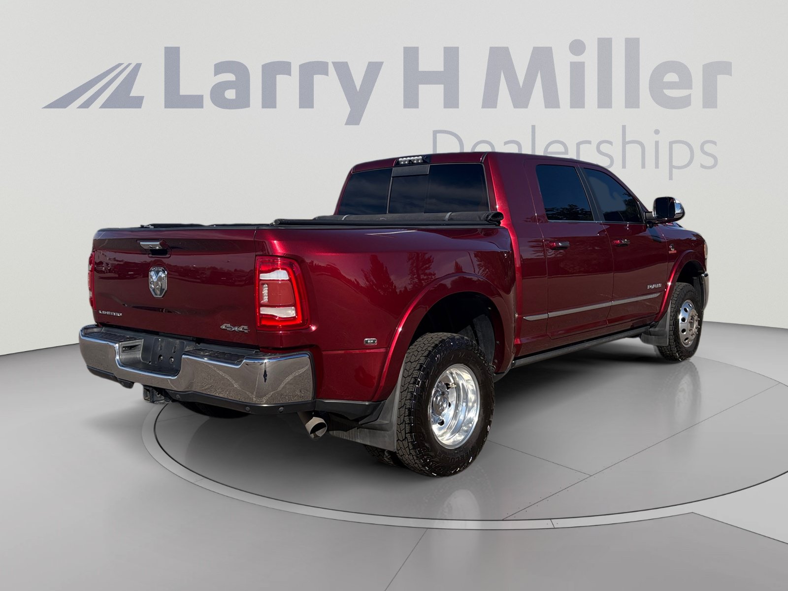 Used 2019 RAM 3500 Limited w/ Max Tow Package AWD/4WD image 6