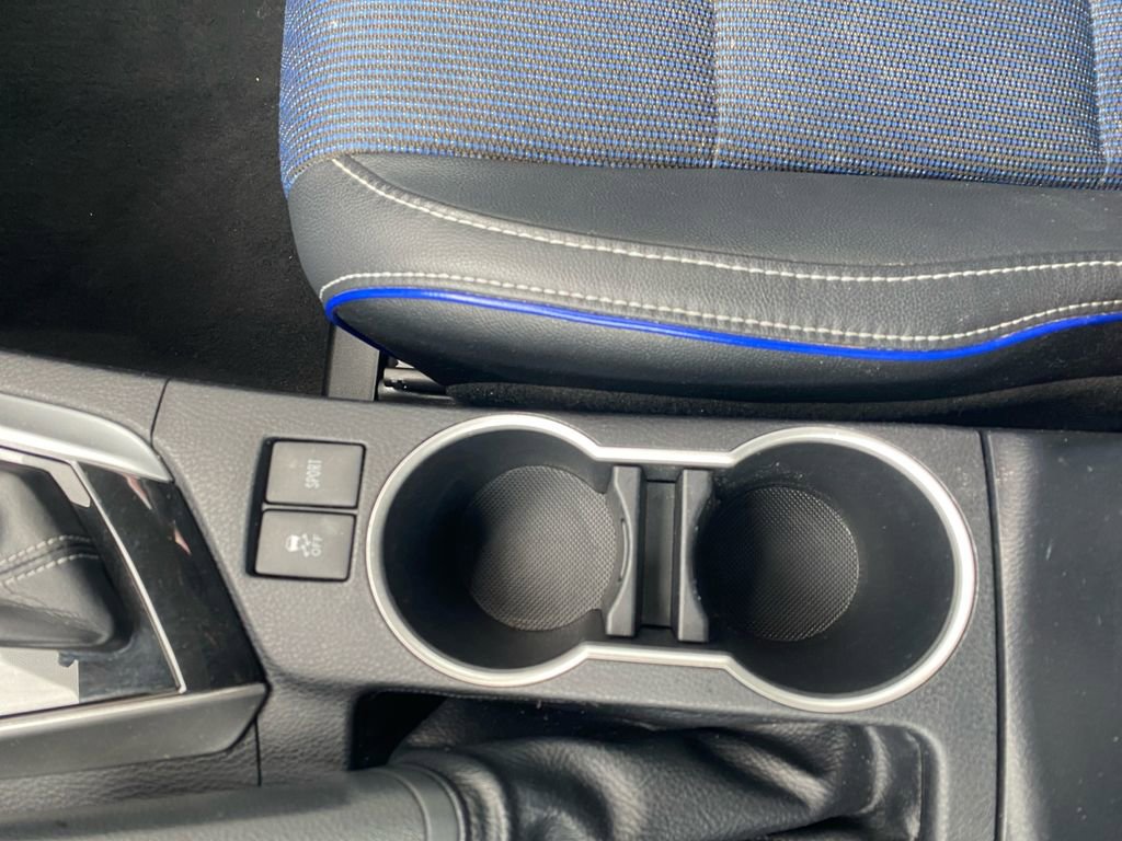 Used 2017 Toyota Corolla SE image 25