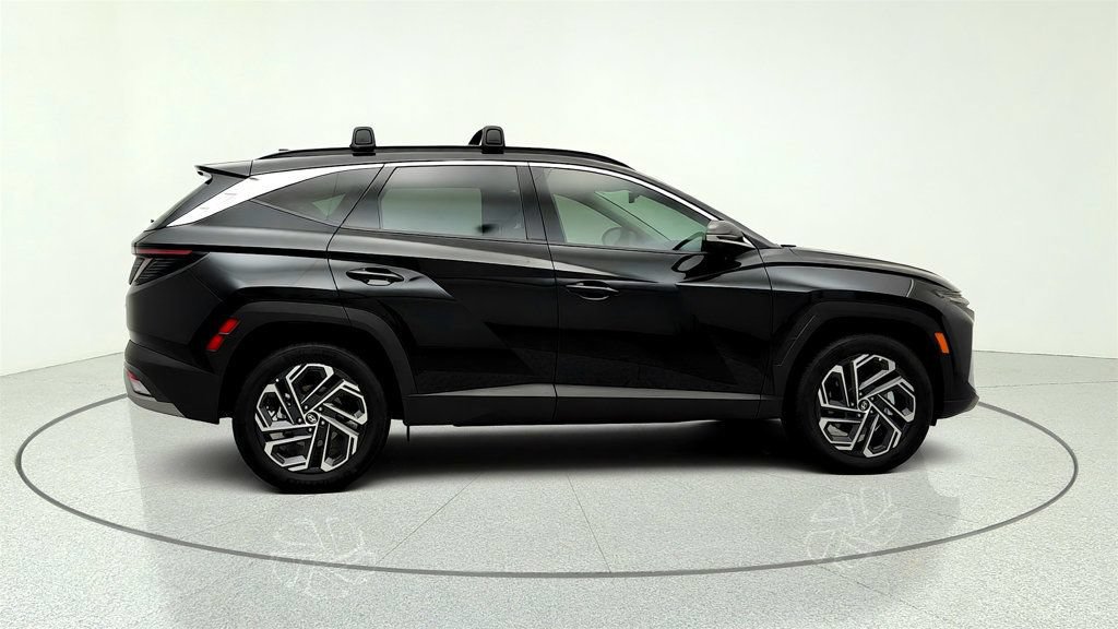 Used 2026 Hyundai Tucson Limited AWD/4WD image 4