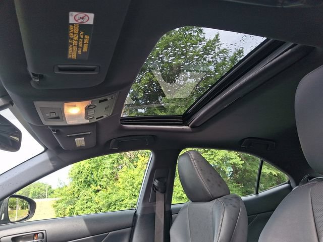 Used 2016 Lexus IS 350 AWD w/ F Sport Package image 14