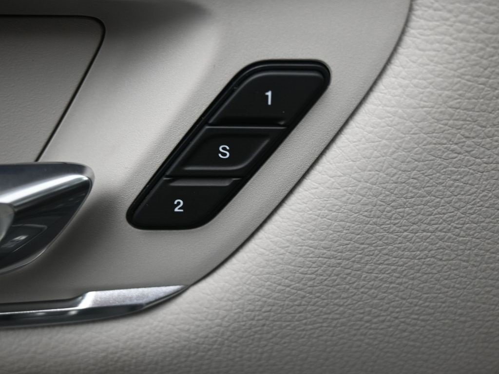 Used 2025 RAM 1500 Laramie w/ Laramie Southwest Edition image 21