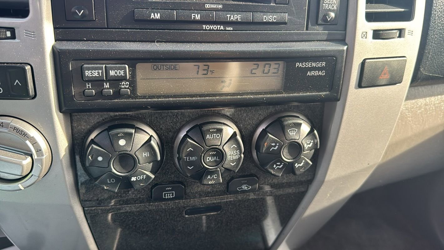 Used 2005 Toyota 4Runner Limited image 23