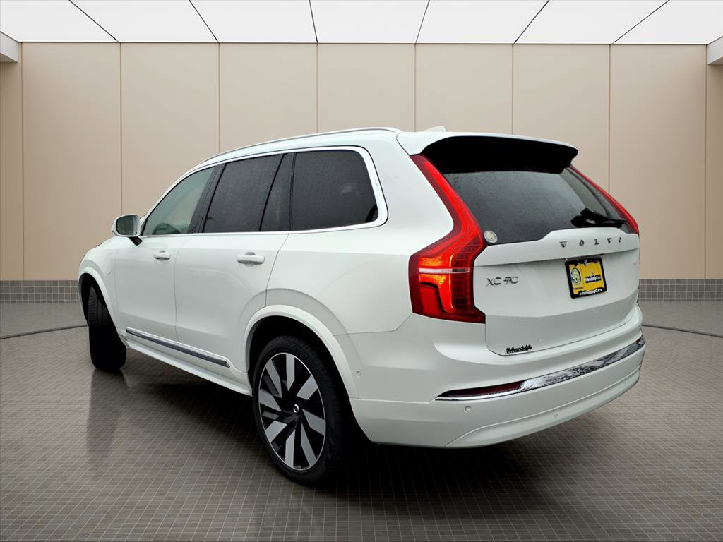 Used 2023 Volvo XC90 T8 Ultimate image 4
