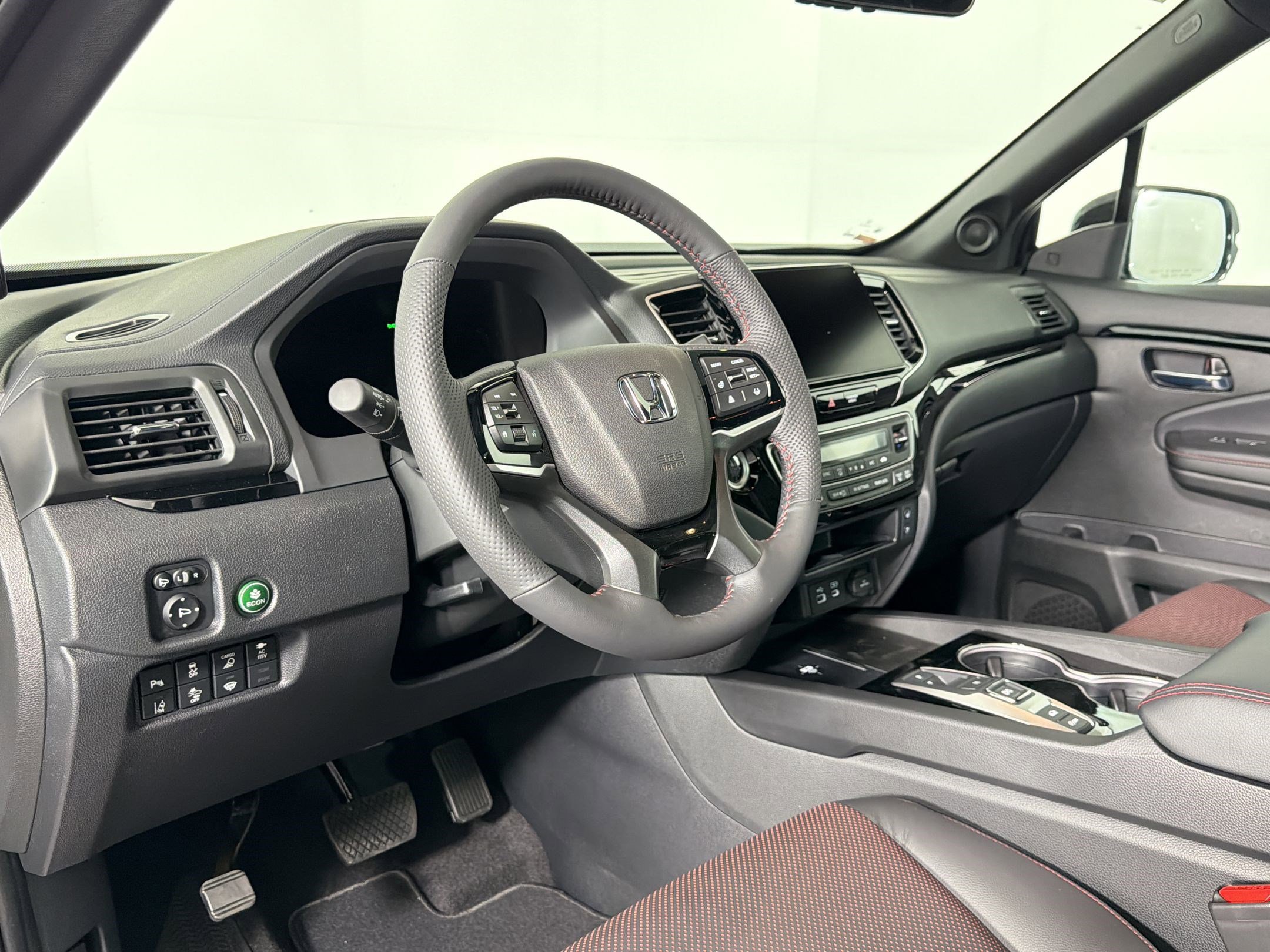 New 2026 Honda Ridgeline Black Edition image 3