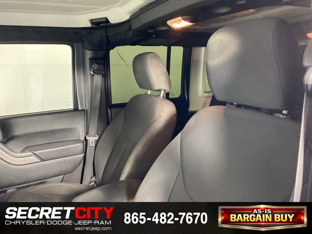 Used 2018 Jeep Wrangler Unlimited Sport S AWD/4WD image 10