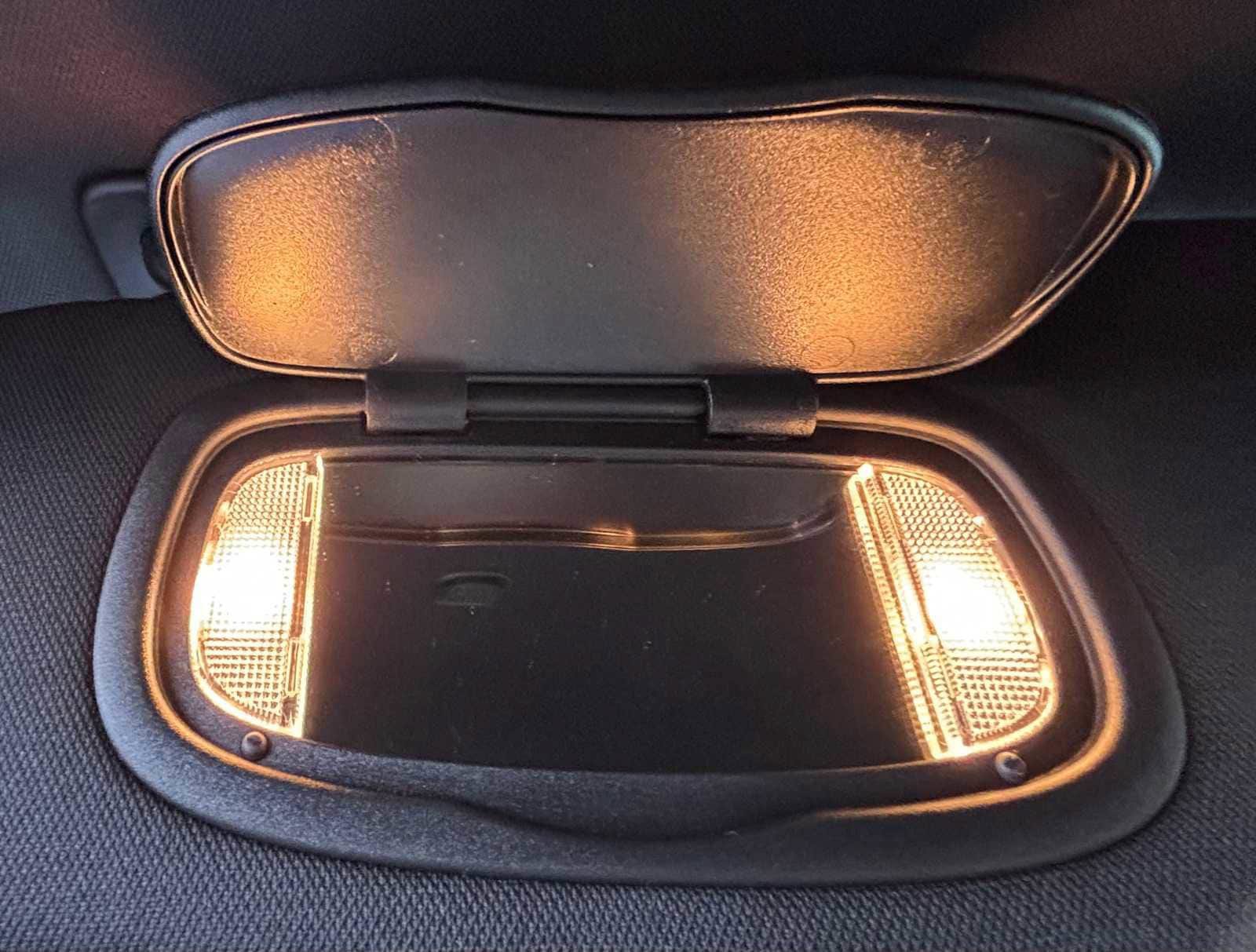 New 2026 Chrysler Pacifica Select FWD image 43