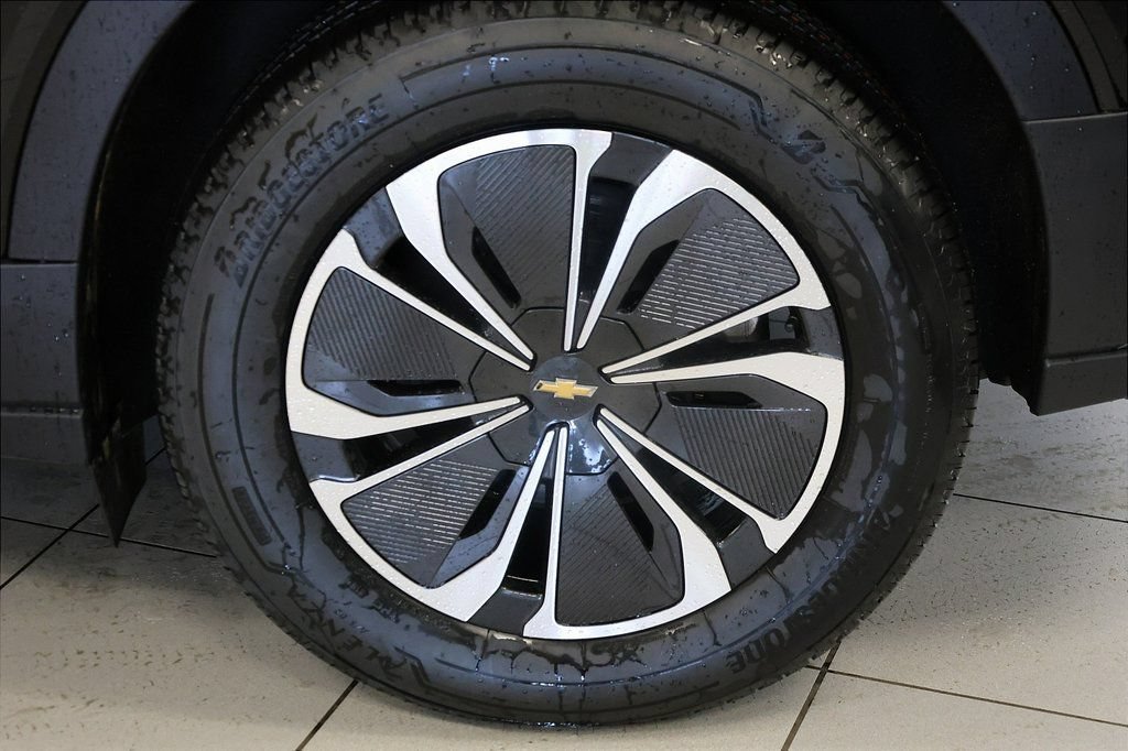 New 2026 Chevrolet Blazer EV LT FWD image 3