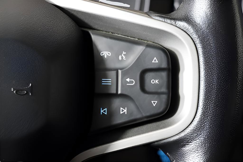 Used 2022 Ford Bronco Badlands image 19