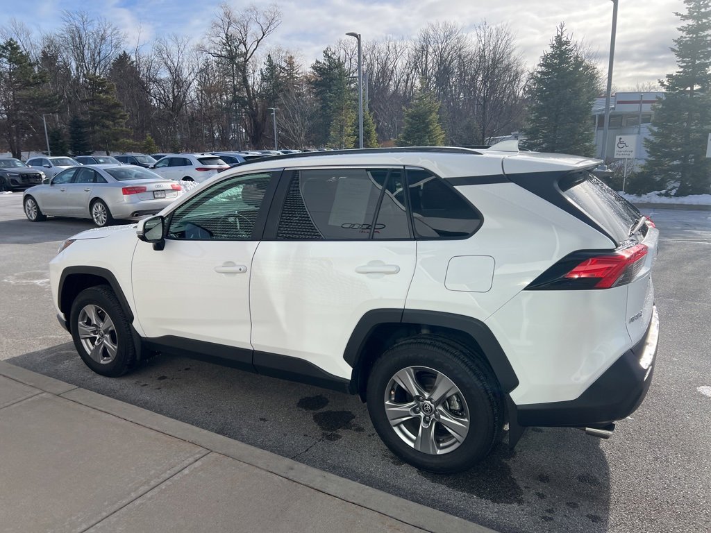 Used 2024 Toyota RAV4 XLE image 42