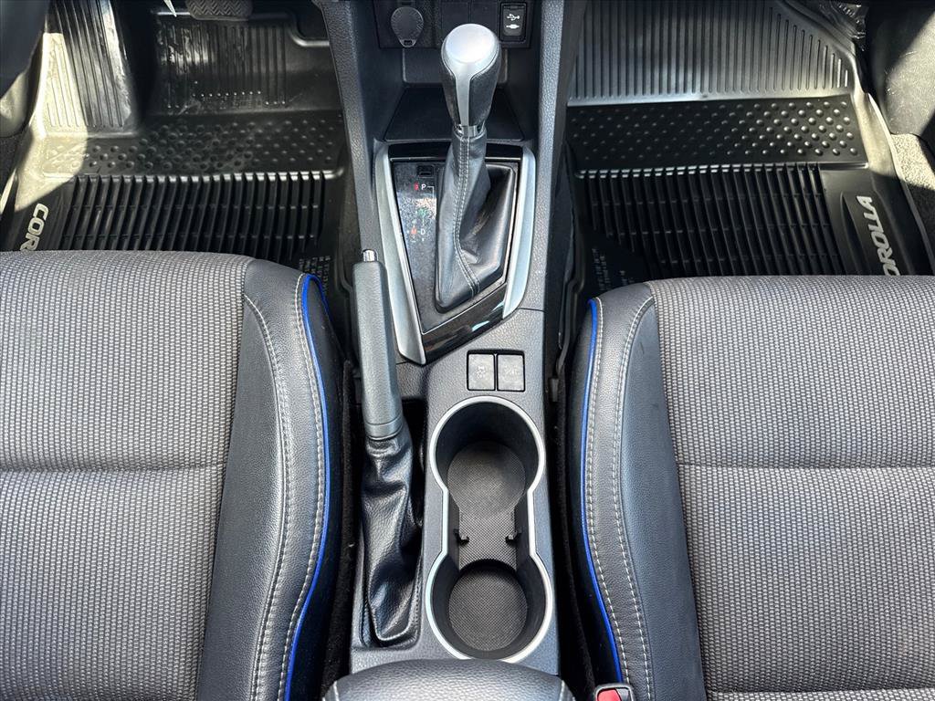 Used 2017 Toyota Corolla SE w/ Body Protection Package FWD image 18